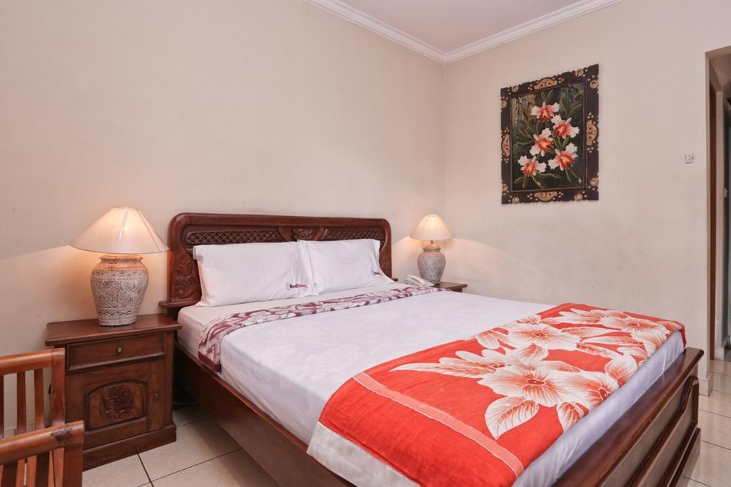 מלון קוטה לומבוק Reddoorz @ Legian Street מראה חיצוני תמונה